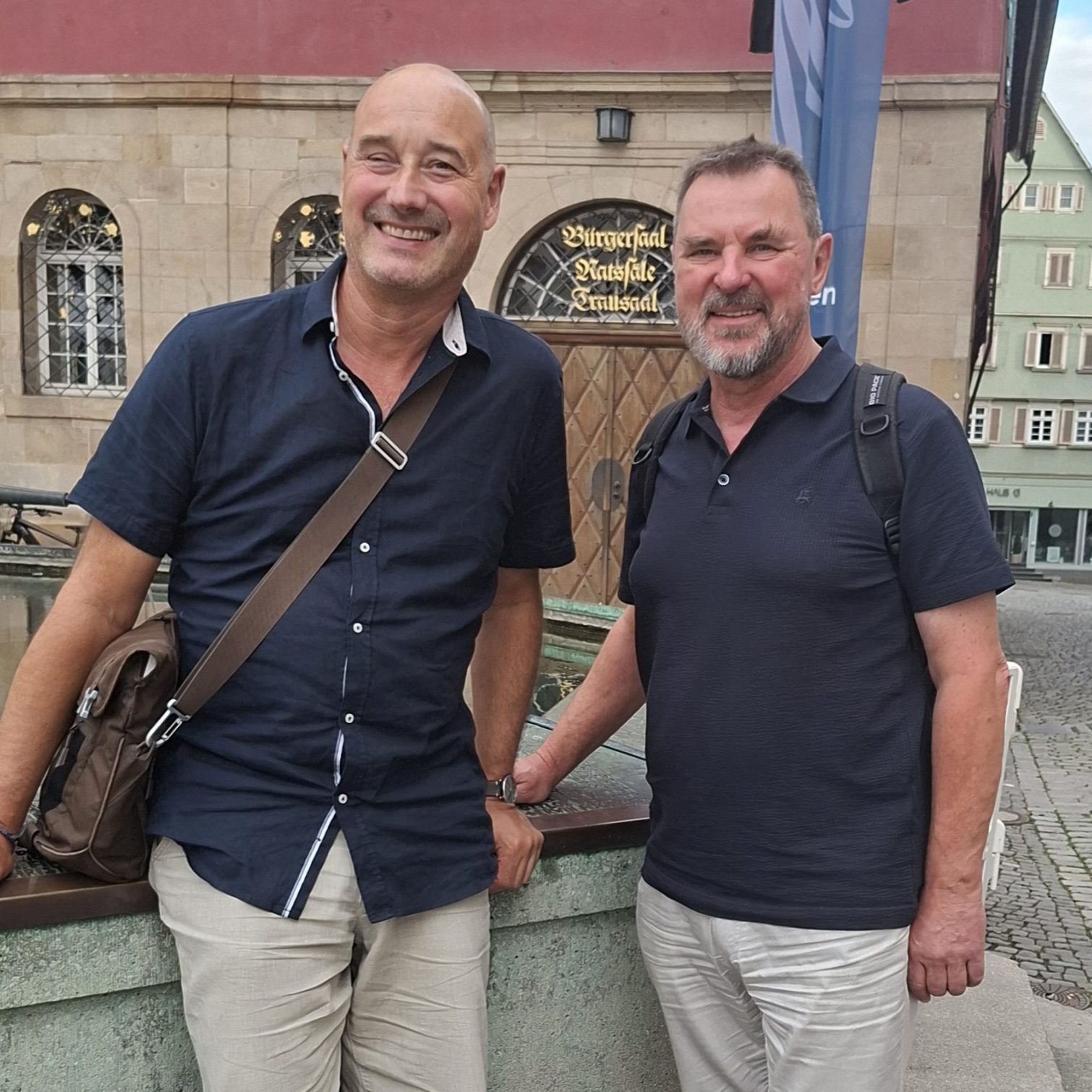 Foto der Stadträte Hermann Beck und Andreas Klöpfer von WIR/Sportplätze erhalten